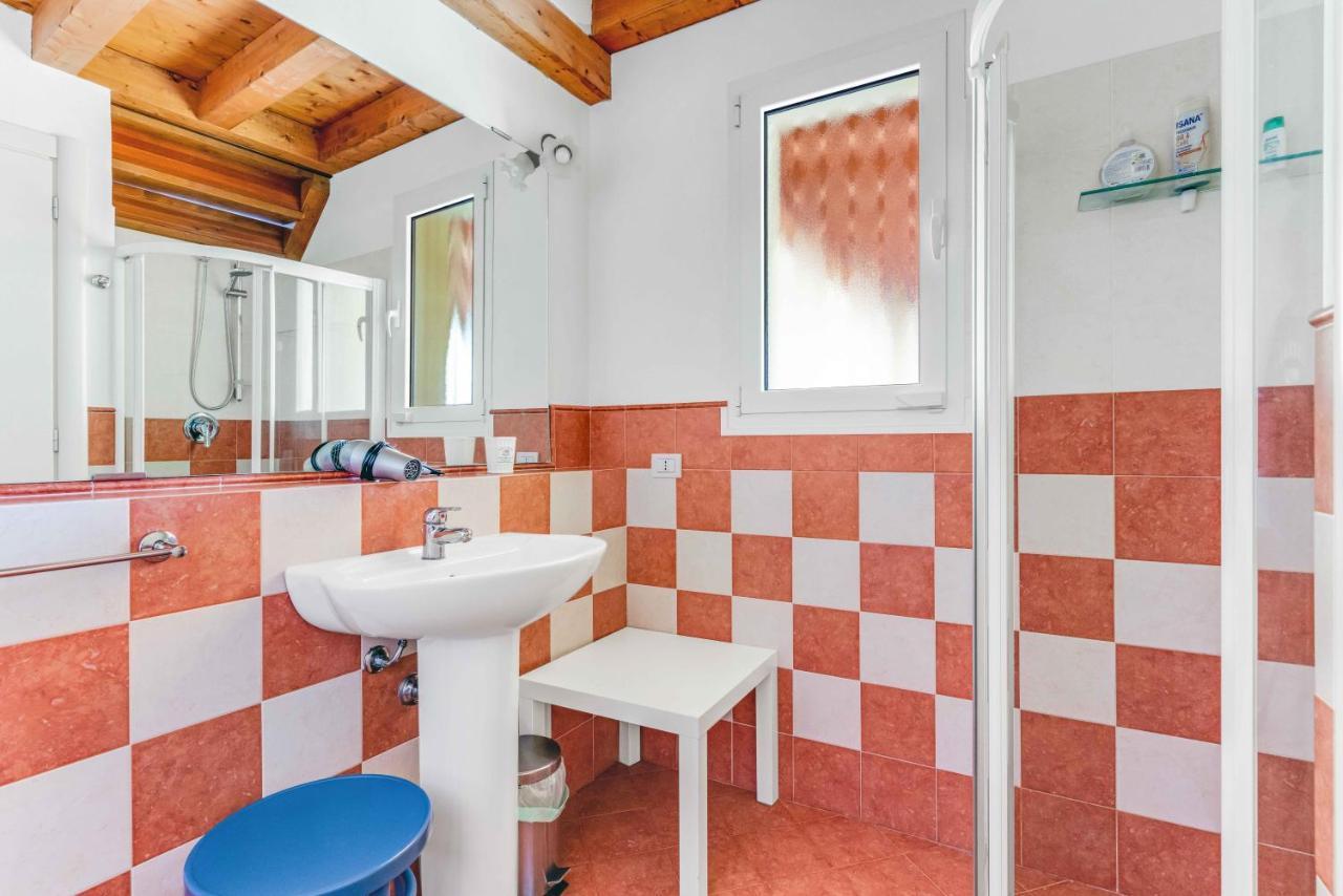 Piscina Panoramica - La Casa Volante