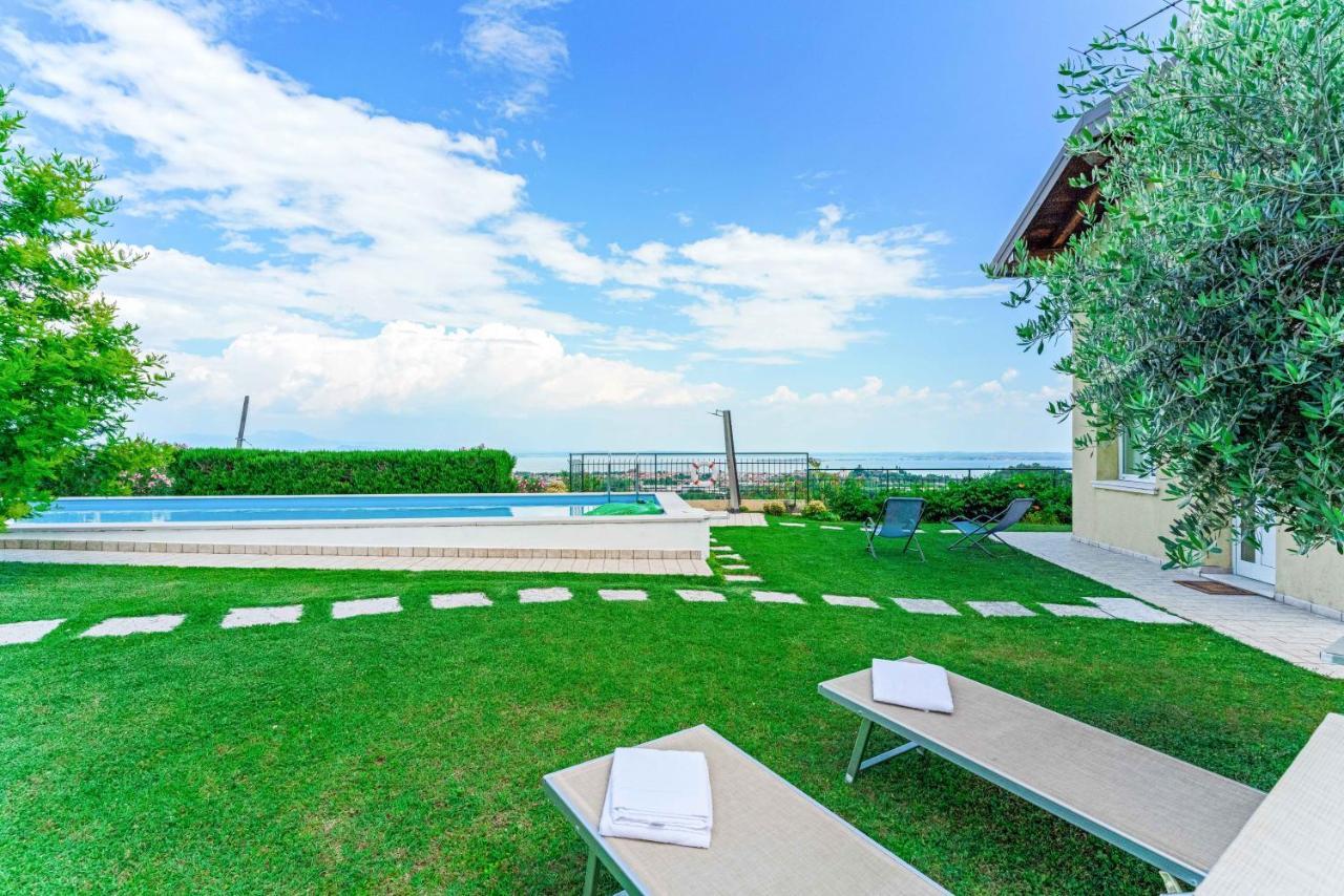 Piscina Panoramica - La Casa Volante *